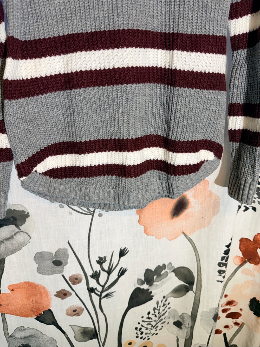 SO Gray Crewneck Sweater with Burgundy and White Stripes - Picture 6 of 7